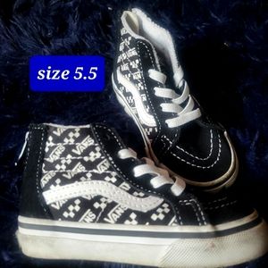 Vans toddler shoe